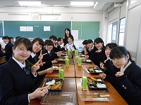 昼食風景