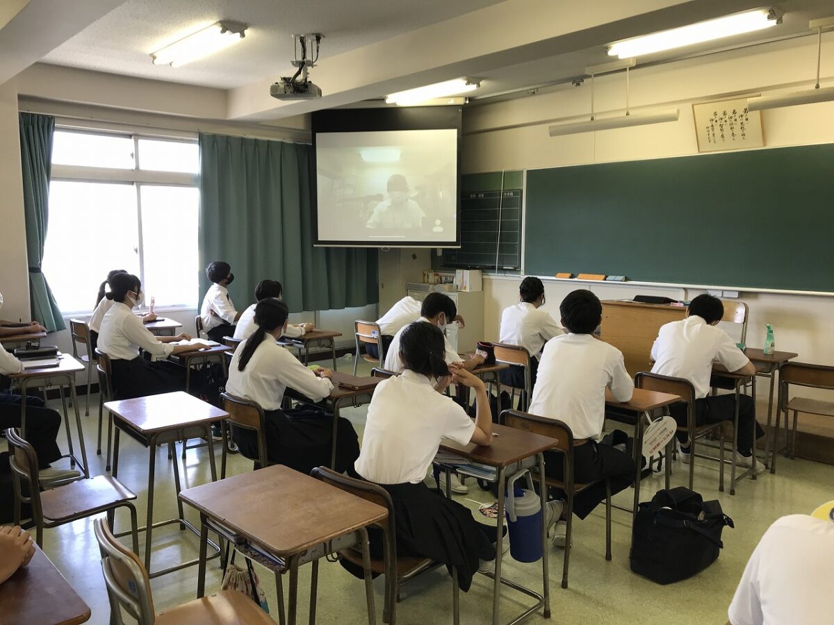 夏休み明け 全校集会 東海大学付属大阪仰星高等学校中等部 高等学校