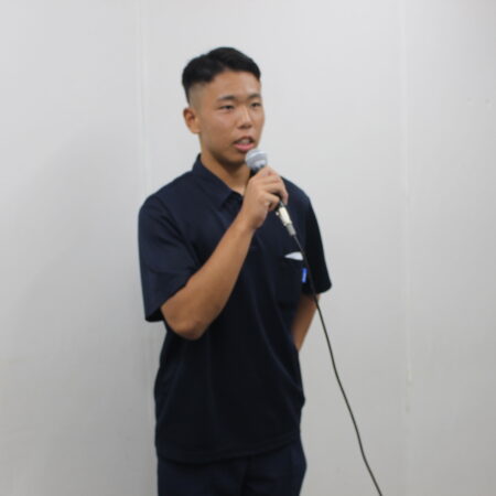 夏休み明けの全校集会を行いました。
