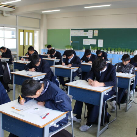 模擬試験を実施しました。