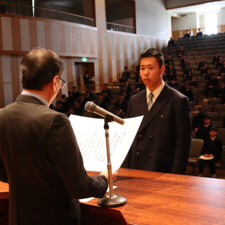 中等部集会を実施しました。