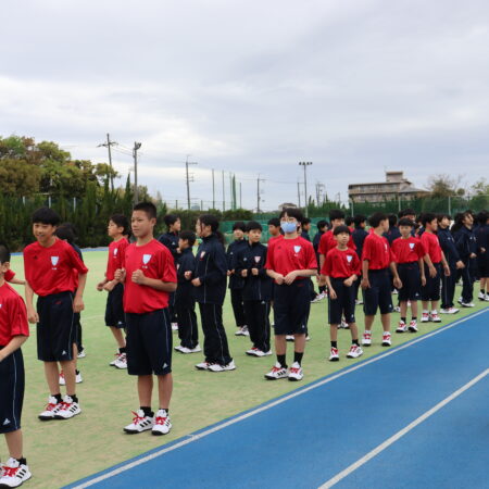 元気な声が響く体育の時間