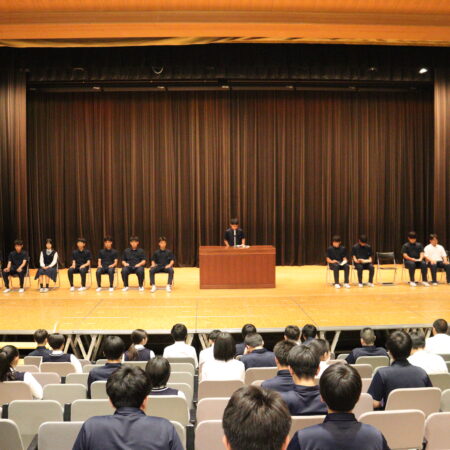 生徒総会を実施しました。